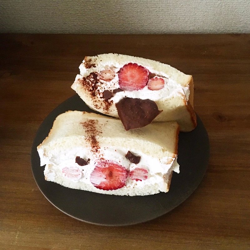 愛でたい苺サンド(GARTEN COFFEE&Seasonal Wishes)