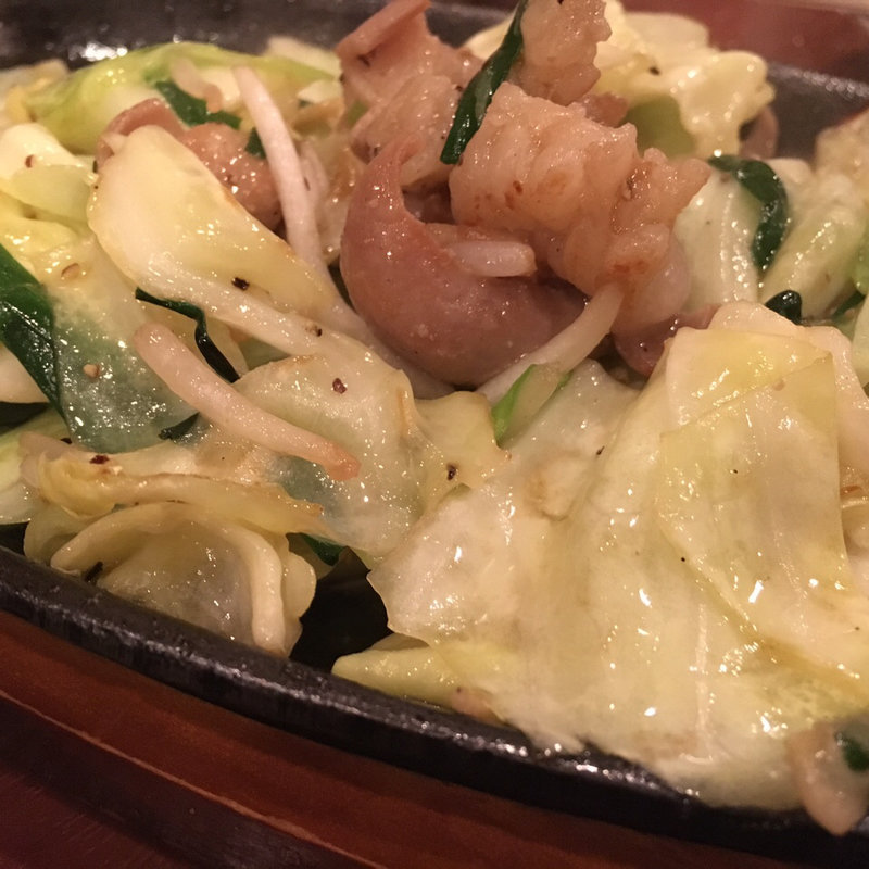 塩ホルモン炒め(おたまじゃ串 )