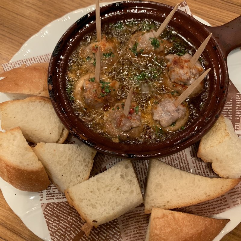 しいたけのアヒージョ(大衆ビストロ ゾンビーズ 幕張本郷)