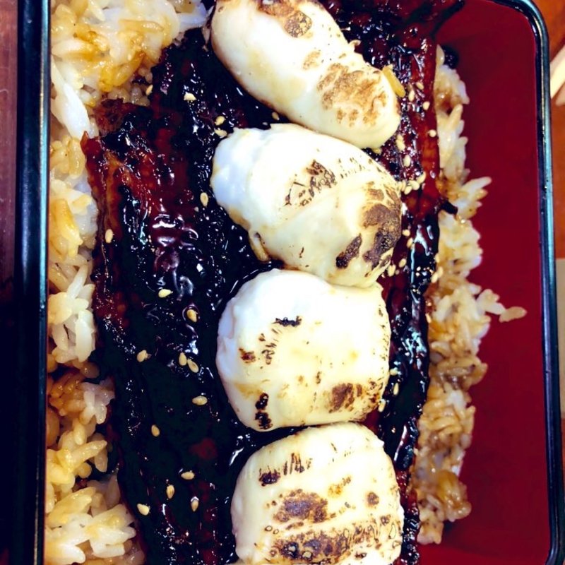 ふぐの白子のせうなぎ丼(寿司割烹　みやもと)