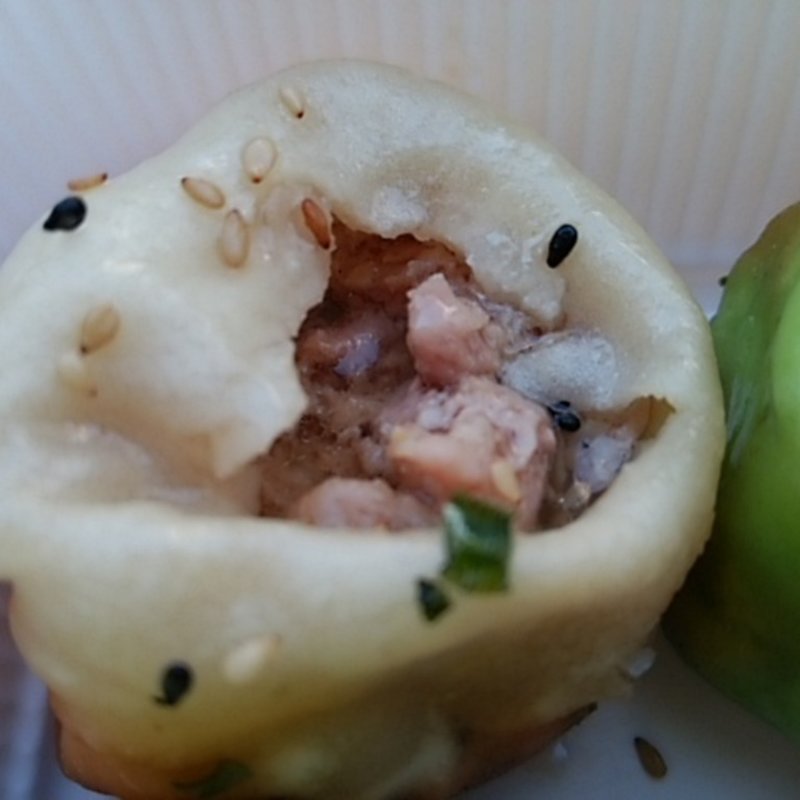 ⭐豚肉焼き小籠包(上海小籠包専門店 鵬天閣 新館)