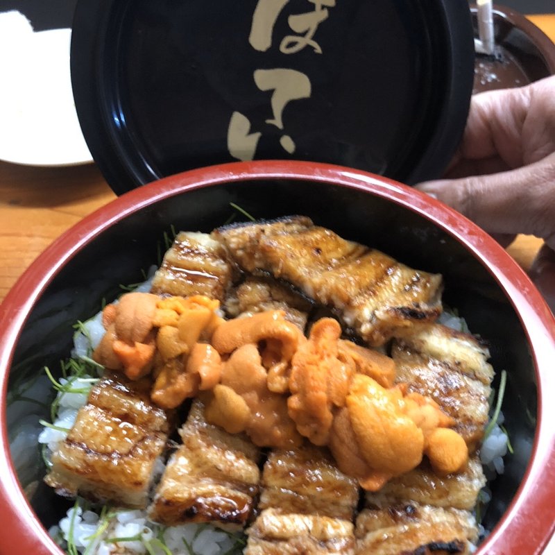 鰻丼雲丹載せ(寿司割烹　みやもと)