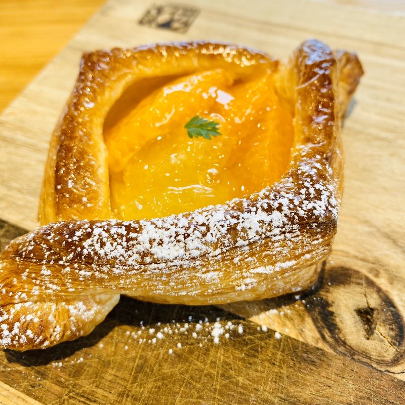 湘南ゴールドのデニッシュ(Boulangerie et vin KaZe)