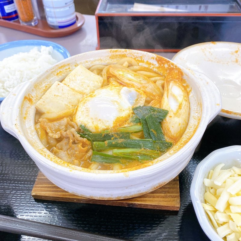 チゲ鍋焼きうどん(山田うどん食堂 綾瀬店)