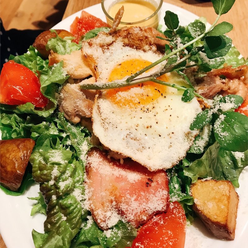 グリルチキンサラダ(RHC ロンハーマン マークイズ)