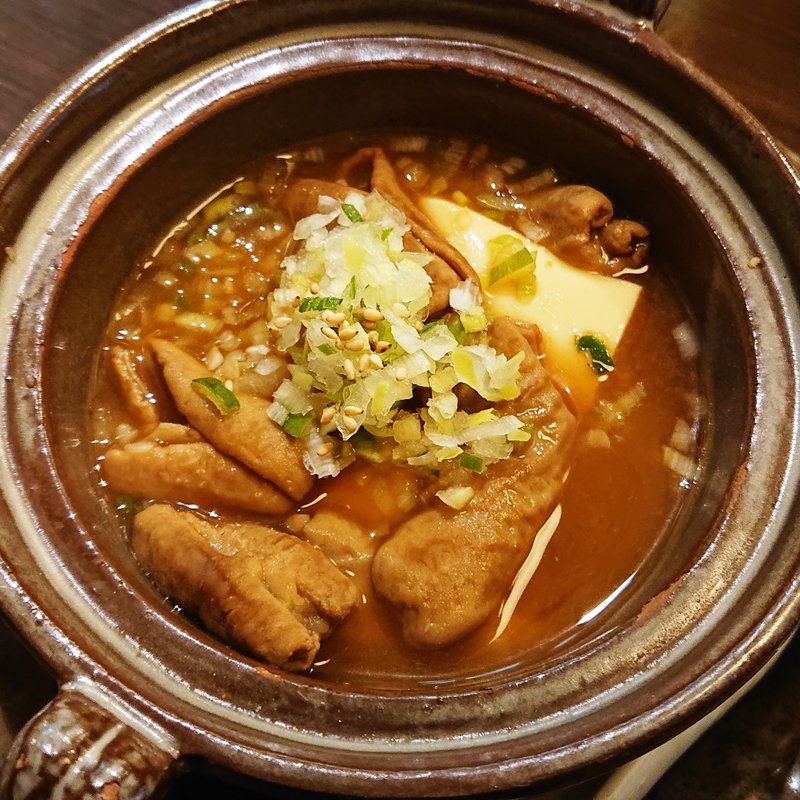 コク旨 赤味噌もつ煮込み(やきとり家 すみれ 川崎店)