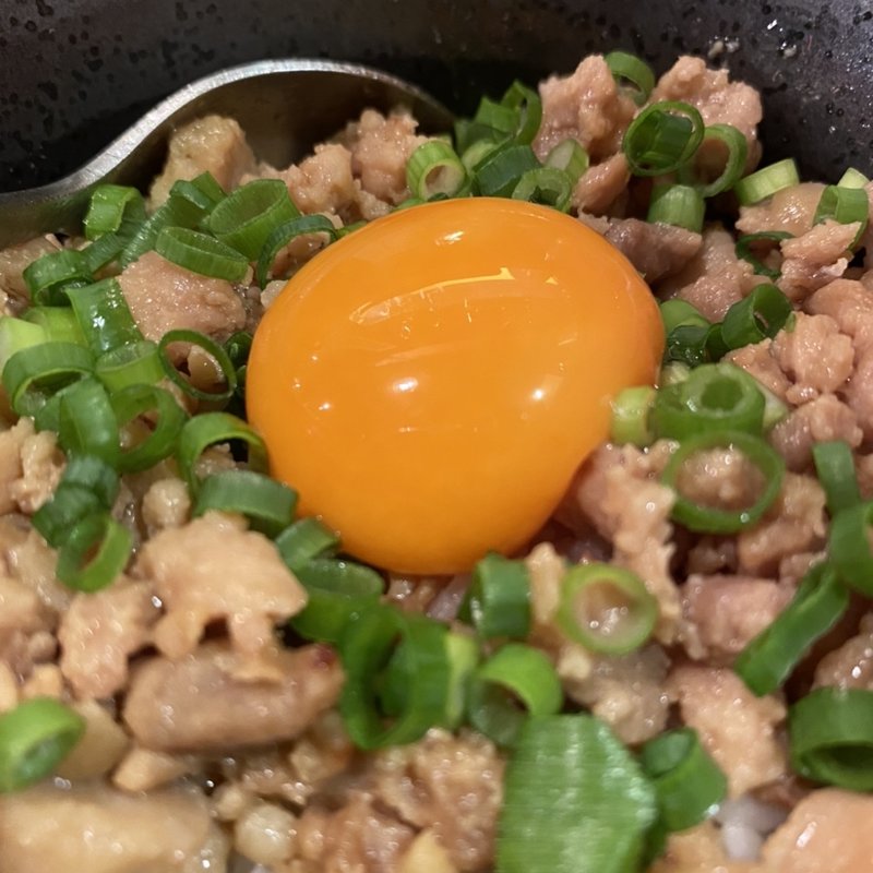 そぼろご飯(炭火焼鳥 麻布 ウグイス)