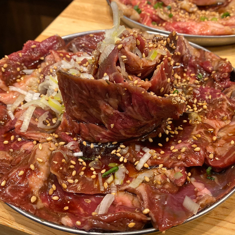 熟成ハラミ(焼肉・ホルモン酒場 まるぞう)