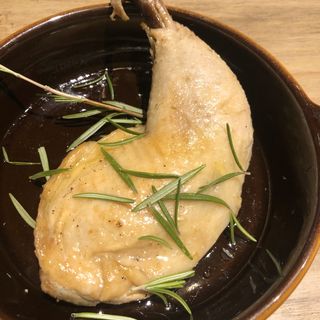 骨付き鶏モモ肉のコンフィ(ル・コントワール・ロメオ)