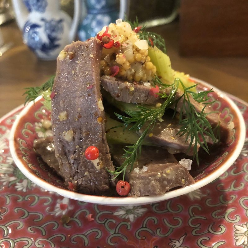 豚タンとセロリ(Ata's)