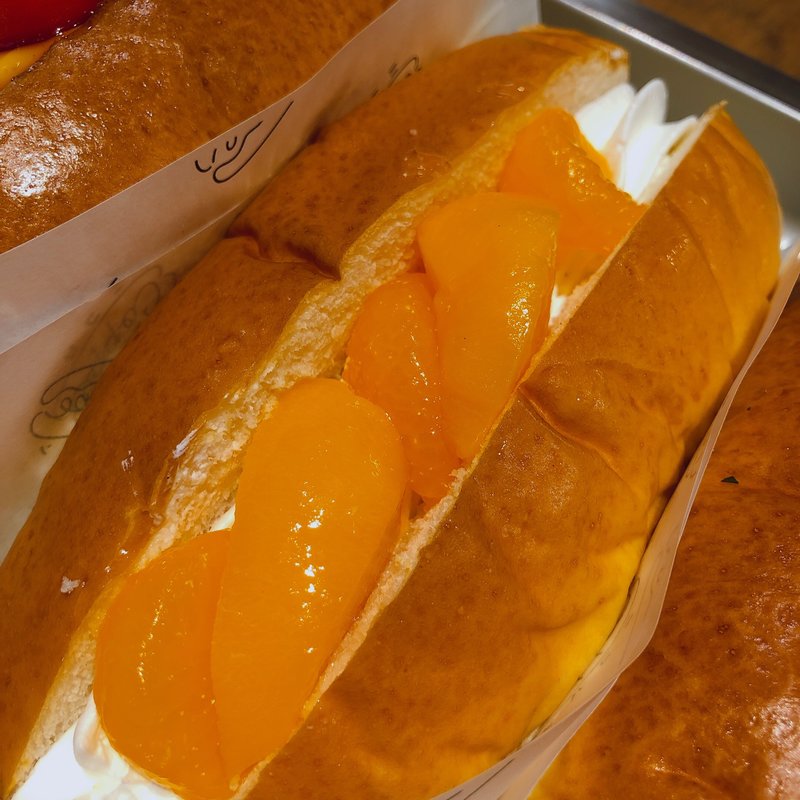 ニコパン（フルーツホイップ）(niko and... 神戸ハーバーランドウミエ)