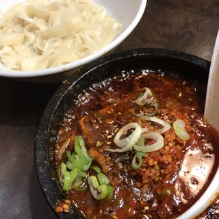 登頂石焼麻婆&刀削つけ麺(本格 中華料理 陳家私菜 赤坂1号店)