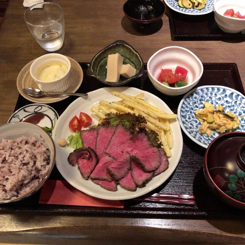 自家製国産牛ローストビーフランチ(栞 （シオリ）)