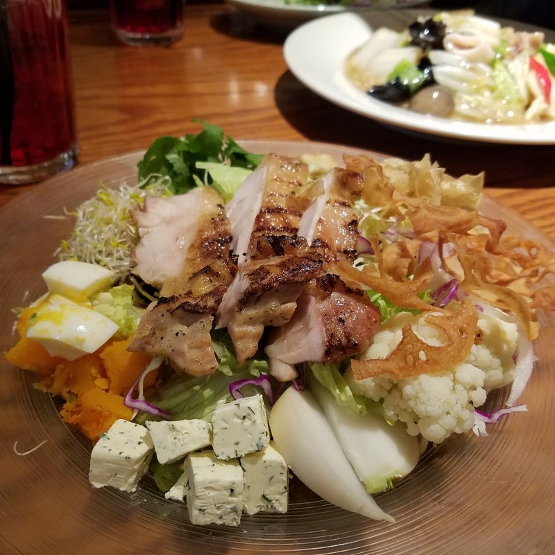 アジアンガーデンサラダ(アジアンビストロ Dai 武蔵小杉店)