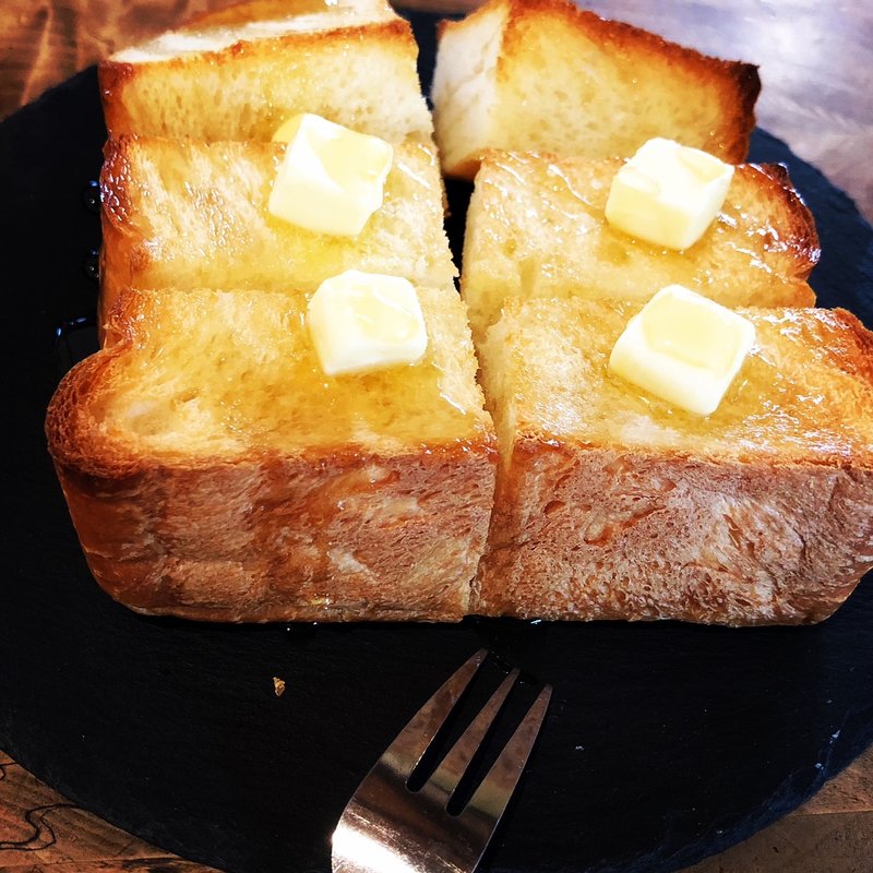 ハニートースト(隠れ家Cafe ことのはじまり)