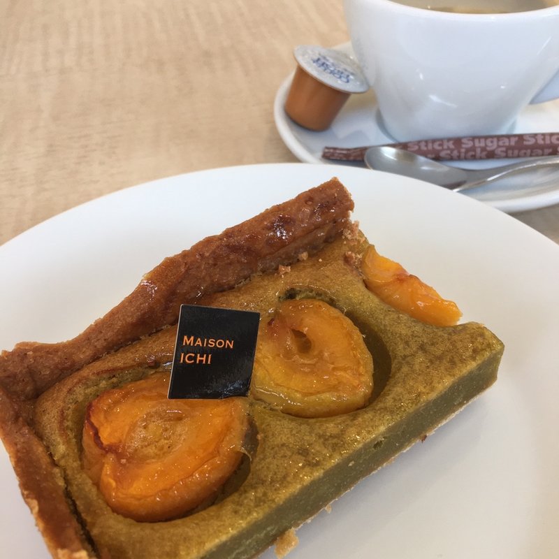 アプリコットとピスタチオのタルト(MAISON ICHI 恵比寿ガーデンプレイス東京都写真美術館店)