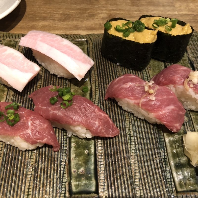 肉刺し四種盛り合わせ(博多筑紫口 肉寿司)