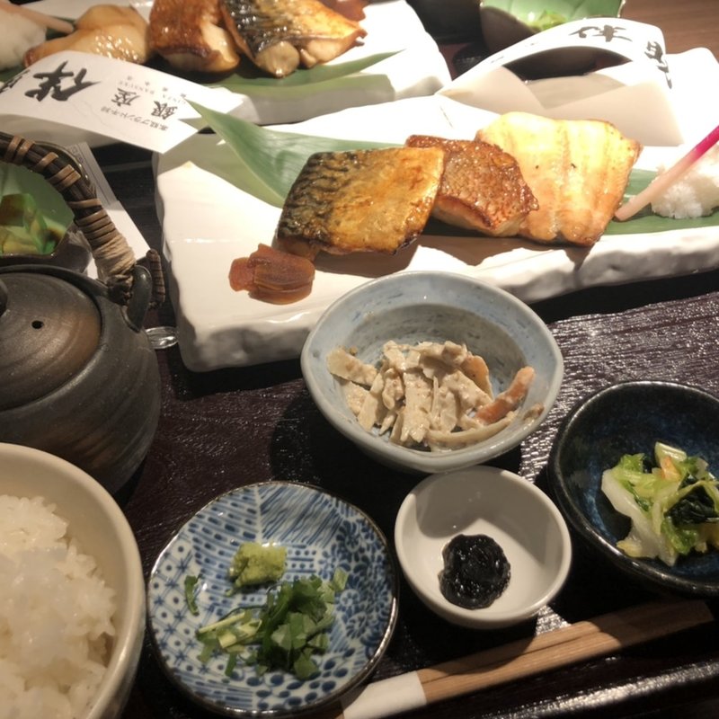 三種の干物定食(高級ブランド干物 『銀座伴助』 銀座本店)