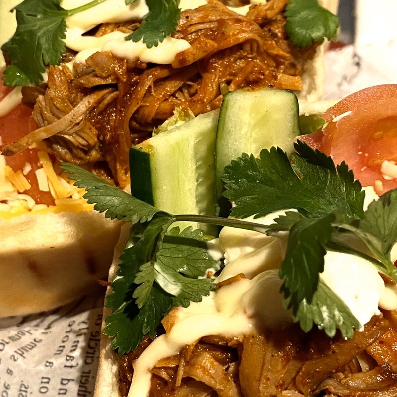 プルドポークのピタサンド(DAD'S RIBS)