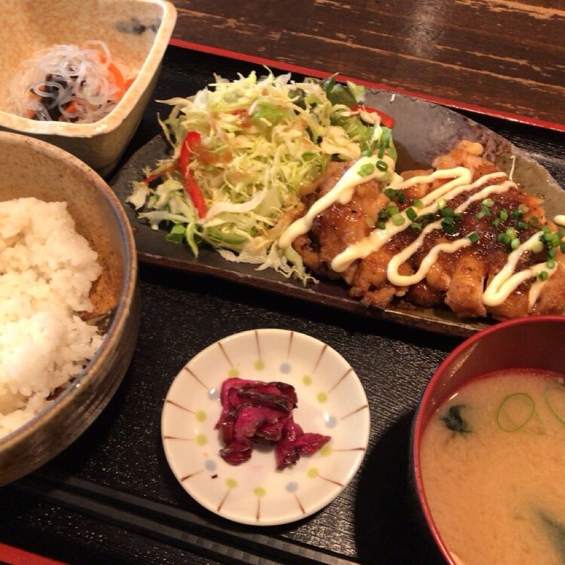 照りマヨチキン定食(炭火焼鳥 どげん)