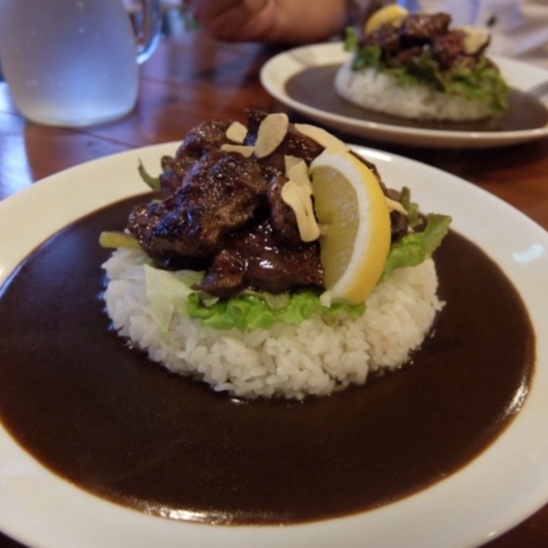 ビーフステーキカレー(OKANO CURRY (オカノカリー))