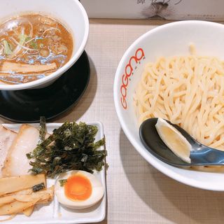炙りホルモンつけ麺(ガガナ ラーメン （Gagana RAMEN）)
