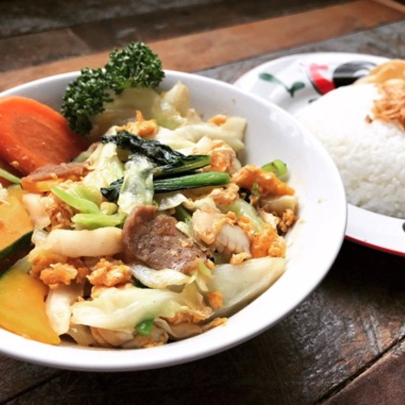 チャプチャイ "CAPCAY (Chicken or Seafood)"(サブストア)