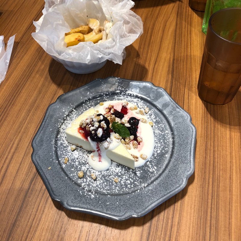 スイートベリーチーズケーキ(ワイアードキッチン 南町田グランベリーモール店 （WIRED KITCHEN）)