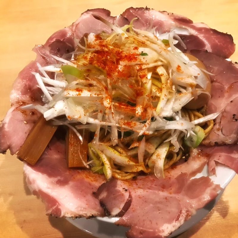 汁なしピストル　（全部トッピング）(ラーメン大戦争)