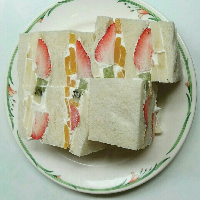 フルーツサンド(フルーツハウスれもん )