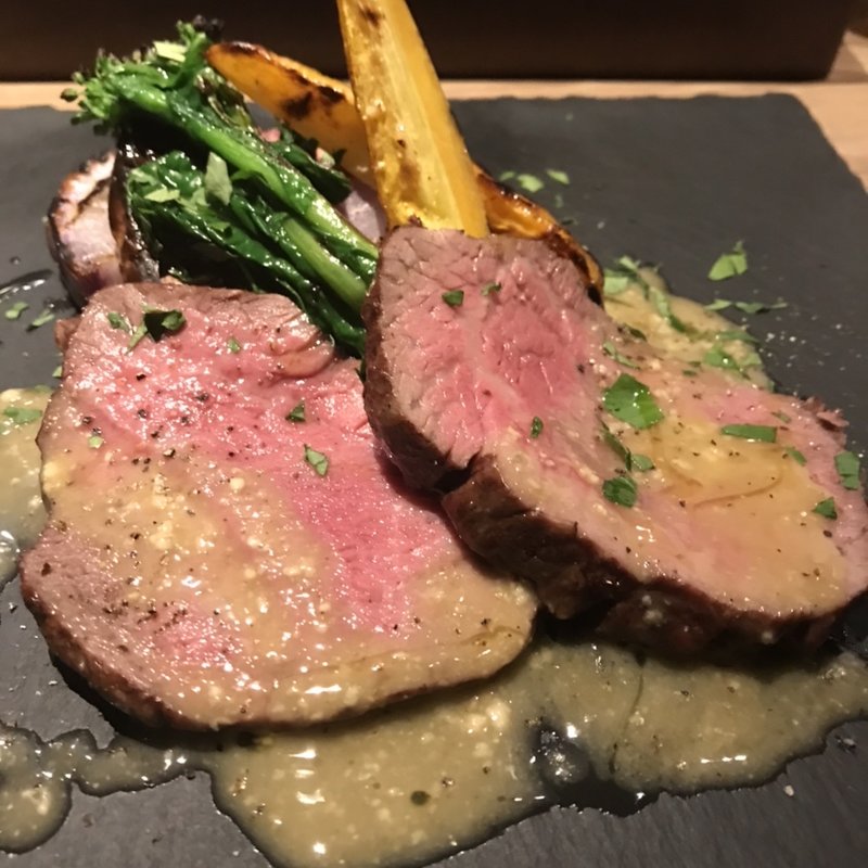 短角牛ヒレ肉のグリル(BAR Salu)