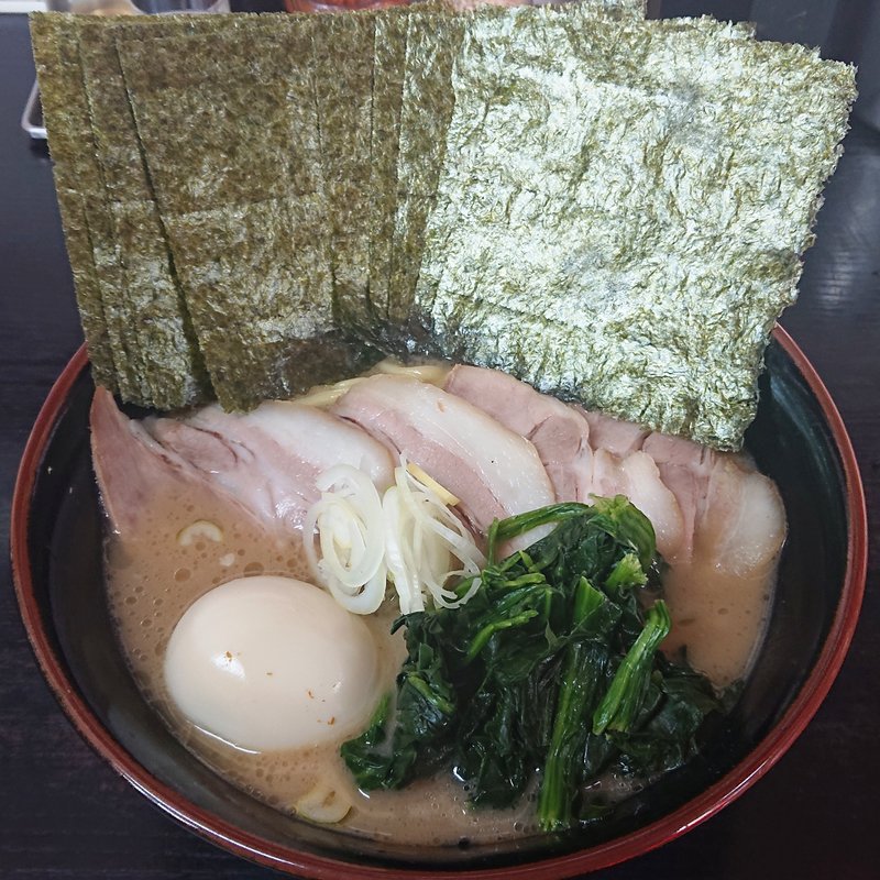 チャーシューメン＋味付玉子＋のり(横浜家系らーめん 雷家)