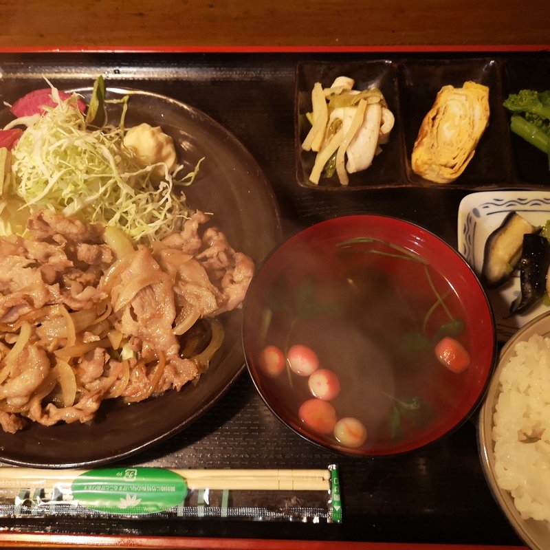 豚の生姜焼き定食(居酒屋　ぜろ)