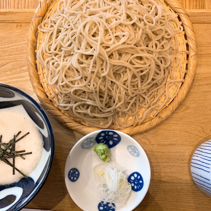 とろろそば(横濱蕎麦 傳介 （ヨコハマソバ デンスケ）)