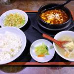 麻婆豆腐定食(橙 （ダイダイ）)