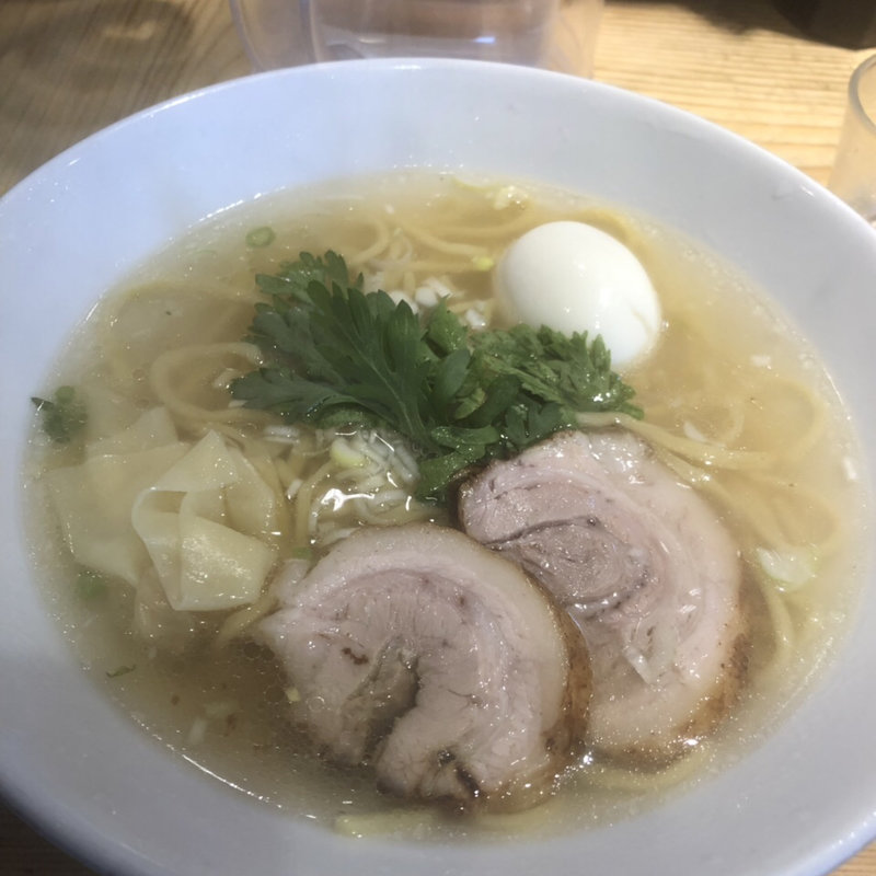 本丸塩らー麺+塩煮たまご(本丸亭 横浜店)