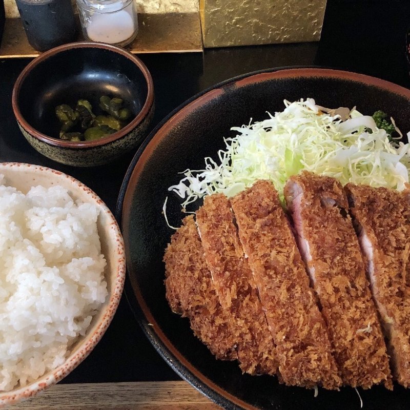 特上ロースカツ定食(とん皇)