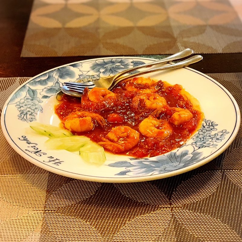 炒めたエビチリとレモングラス(ハノイフォー)