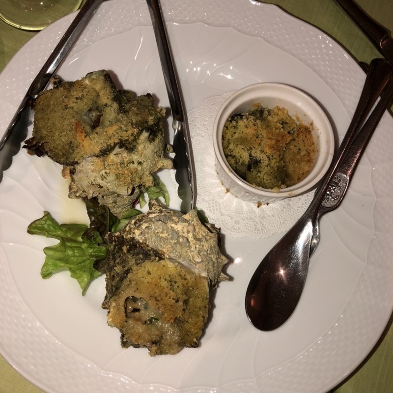 サザエのガーリック焼き(カーネガット （CANE e GATTO）)