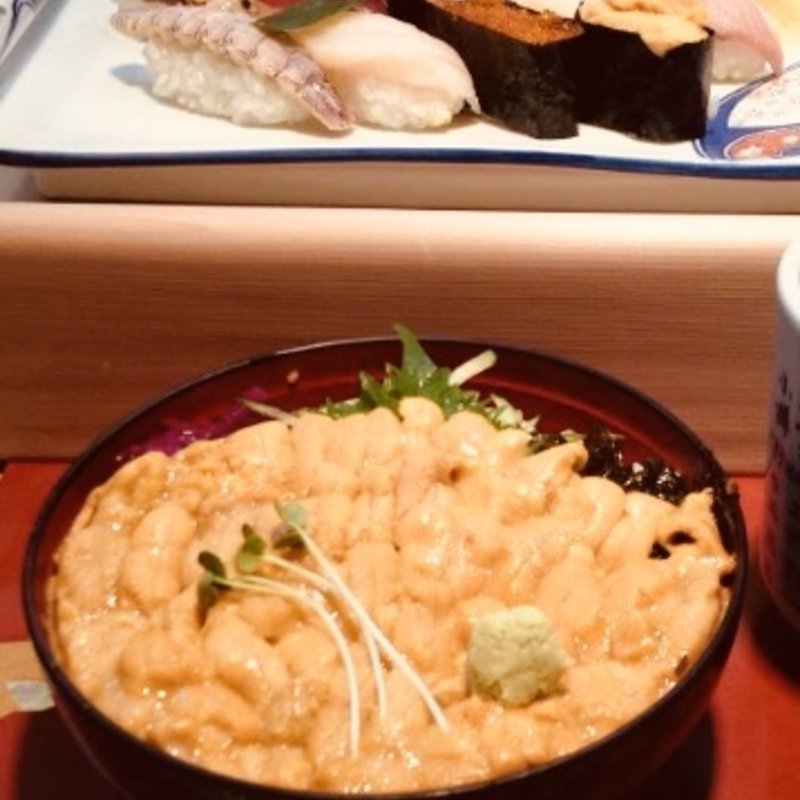 生うにちらし(ふじ鮨 積丹本店)