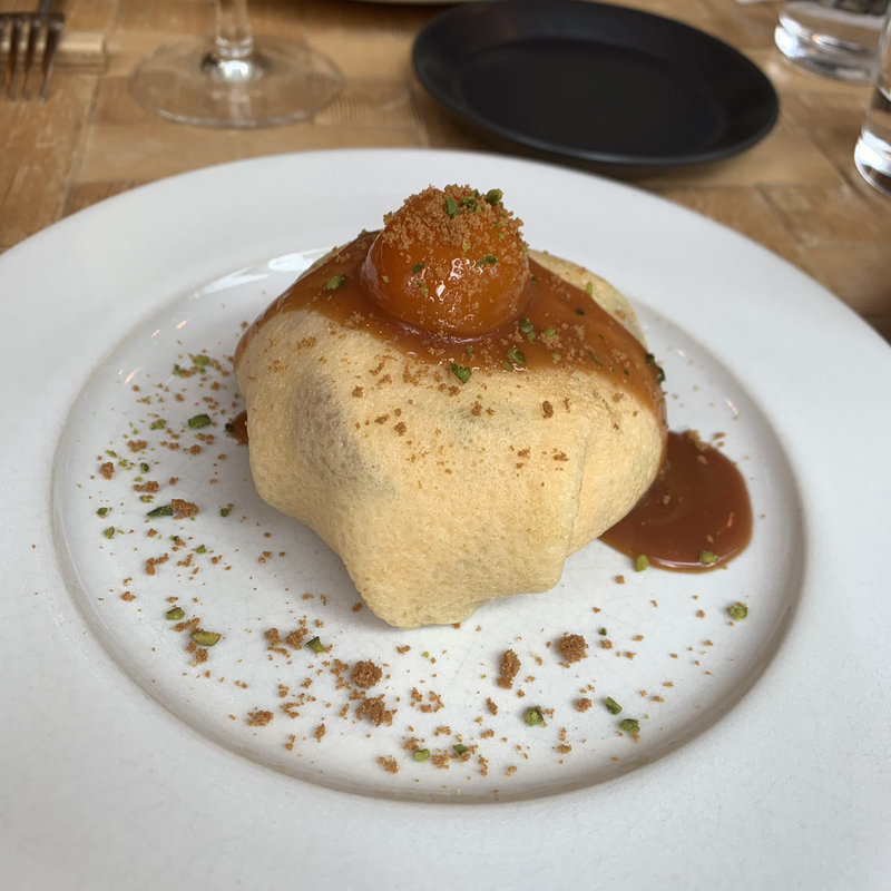 (INTERIOR BOOKWORM CAFE)