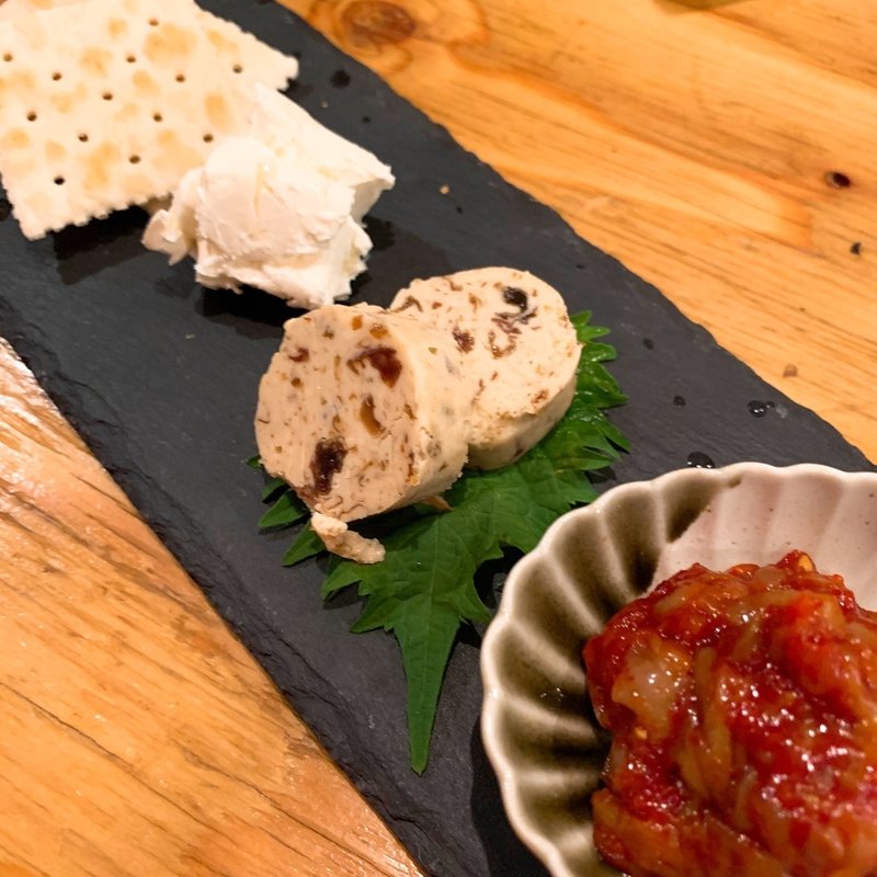 チャンジャとクリームチーズ(魚専門店 漁十八番)