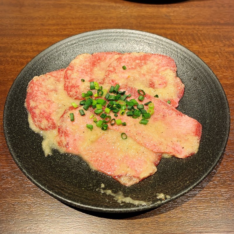 ネギ塩牛タン(焼肉市場めぐろや本店)