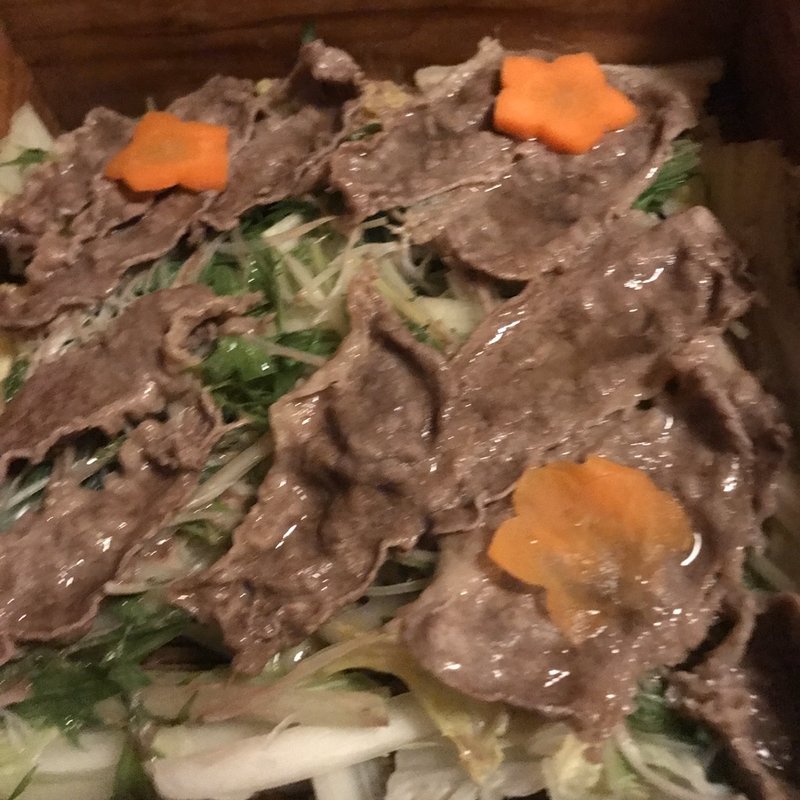 霜降り国産牛の蒸篭蒸し(蒸し屋清郎 渋谷)