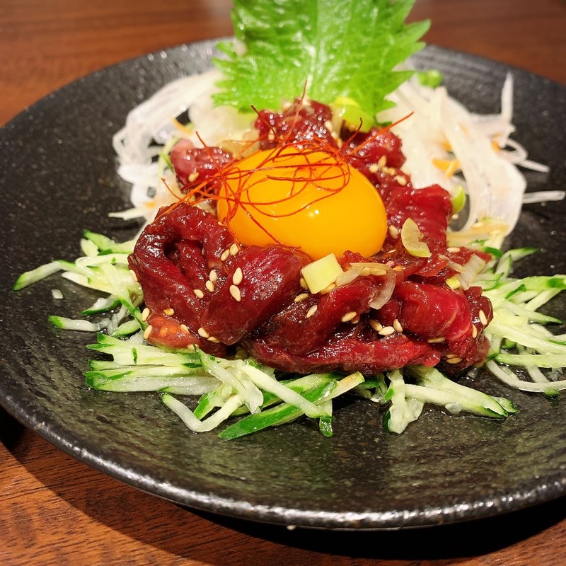 さくらユッケ(焼肉市場めぐろや本店)