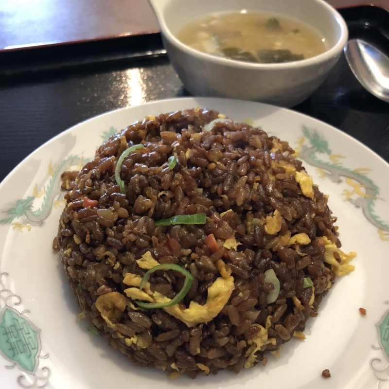 名物黒いヤキメシ(中華料理福亭)