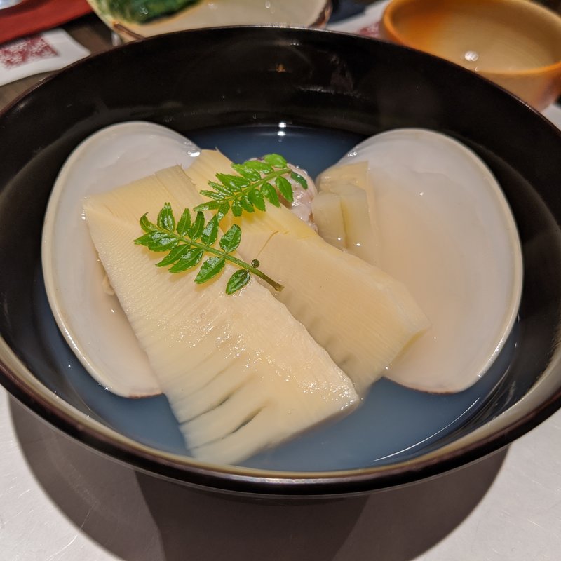 銚子産はまぐり、熊本産筍(松陰鶴水)