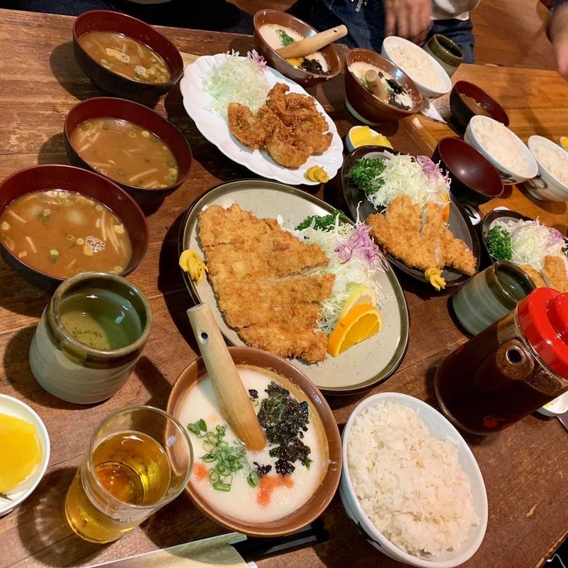 ロースカツ定食(珍豚美人 （ちんとんしゃん）)