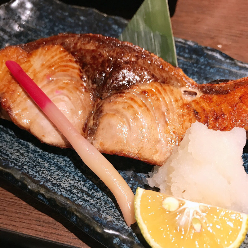 鰤の塩焼き(魚の四文屋 中野店)