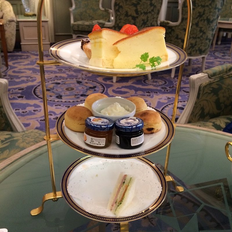 アフタヌーンティーセット(宝塚ホテル　ティーラウンジルネサンス)